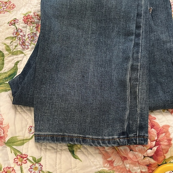 Denizen Levi’s - Picture 5 of 6